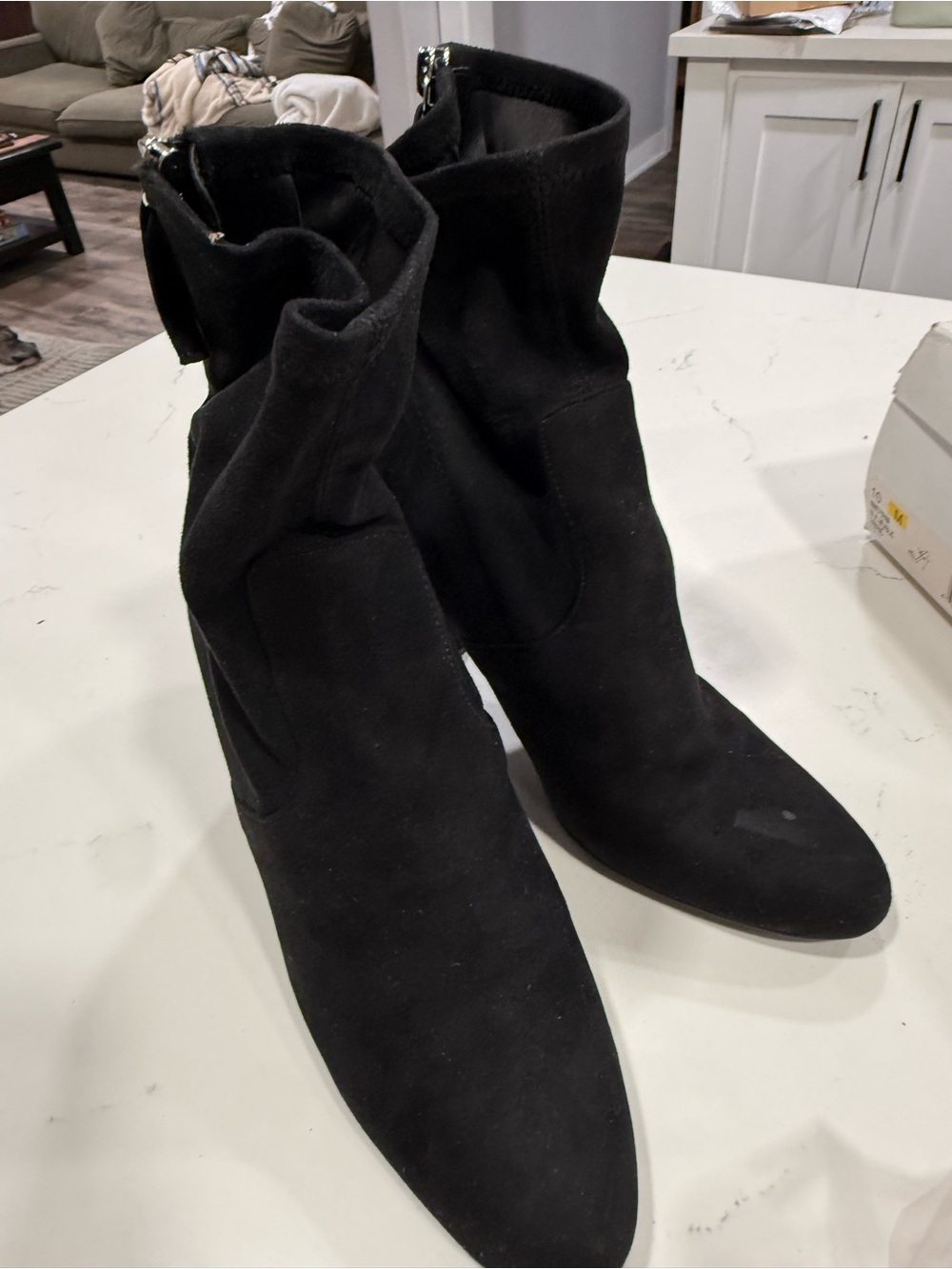 Steve Madden Black Suede like Pointed-Toe size 10 Ankle Booties